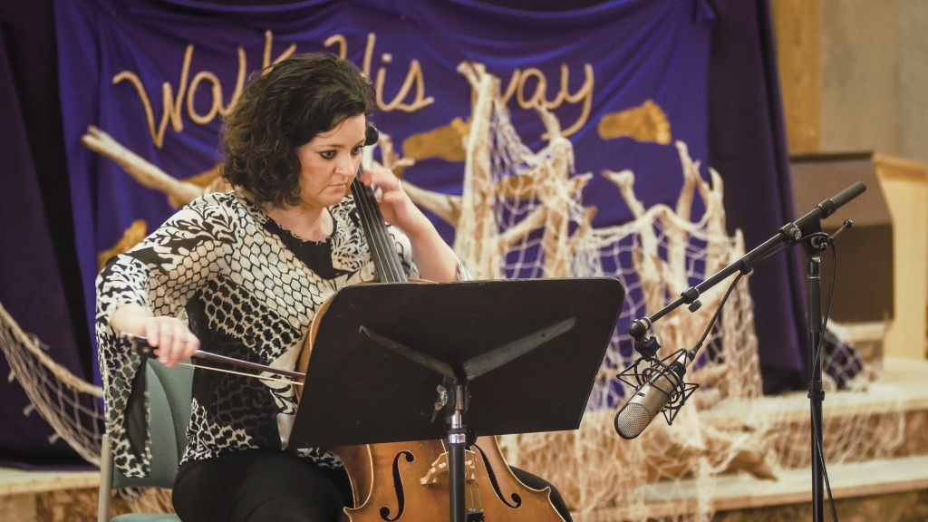 Cellist Jeanne Tupper